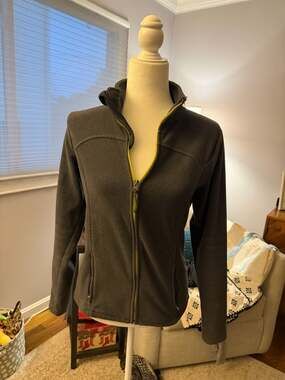 Champion C9 Women's Gray Full Zip Polar Fleece Jacket with Yellow Accent Size S